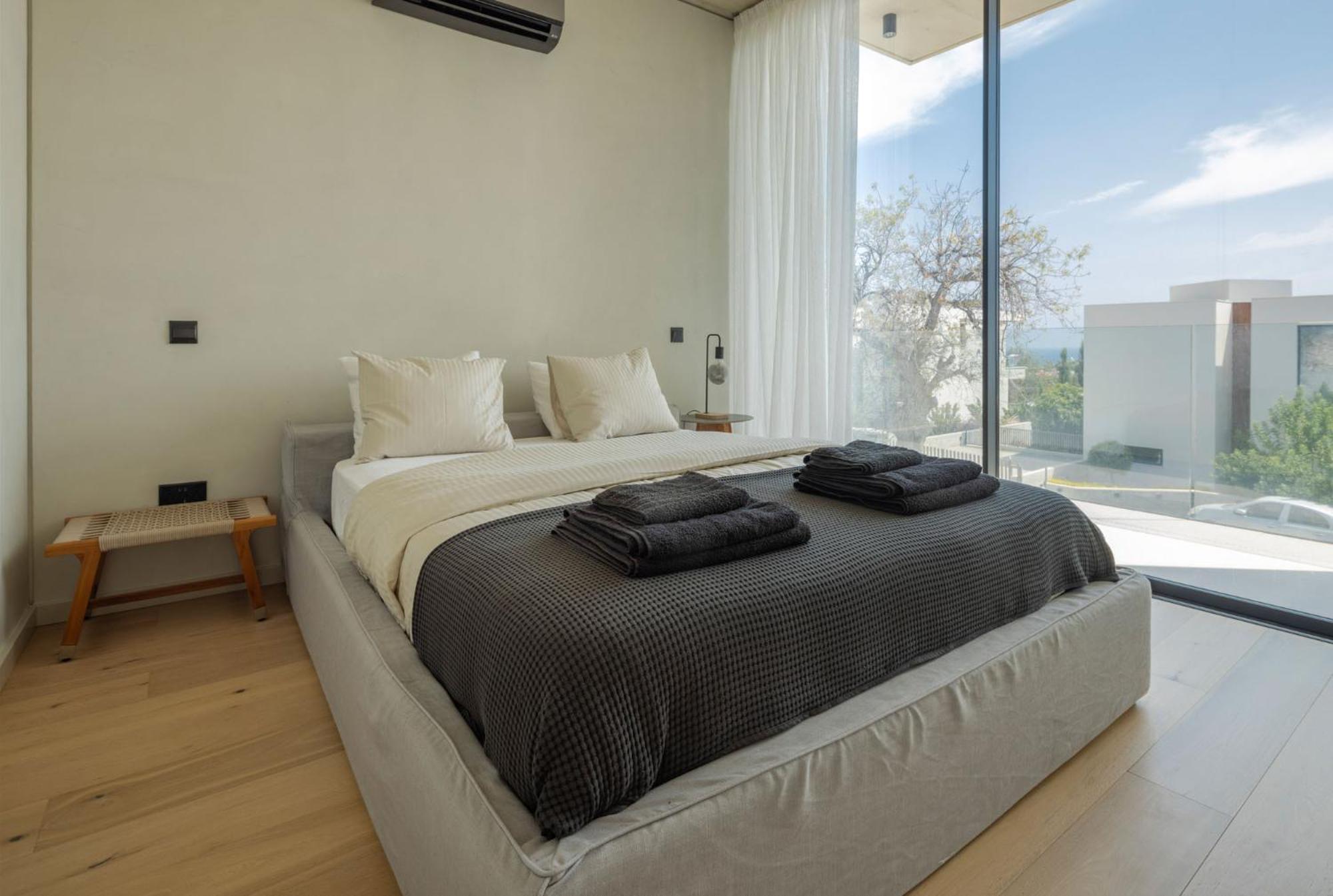 Greenvale Park Villas By Coastalbliss Klorakas Exterior photo