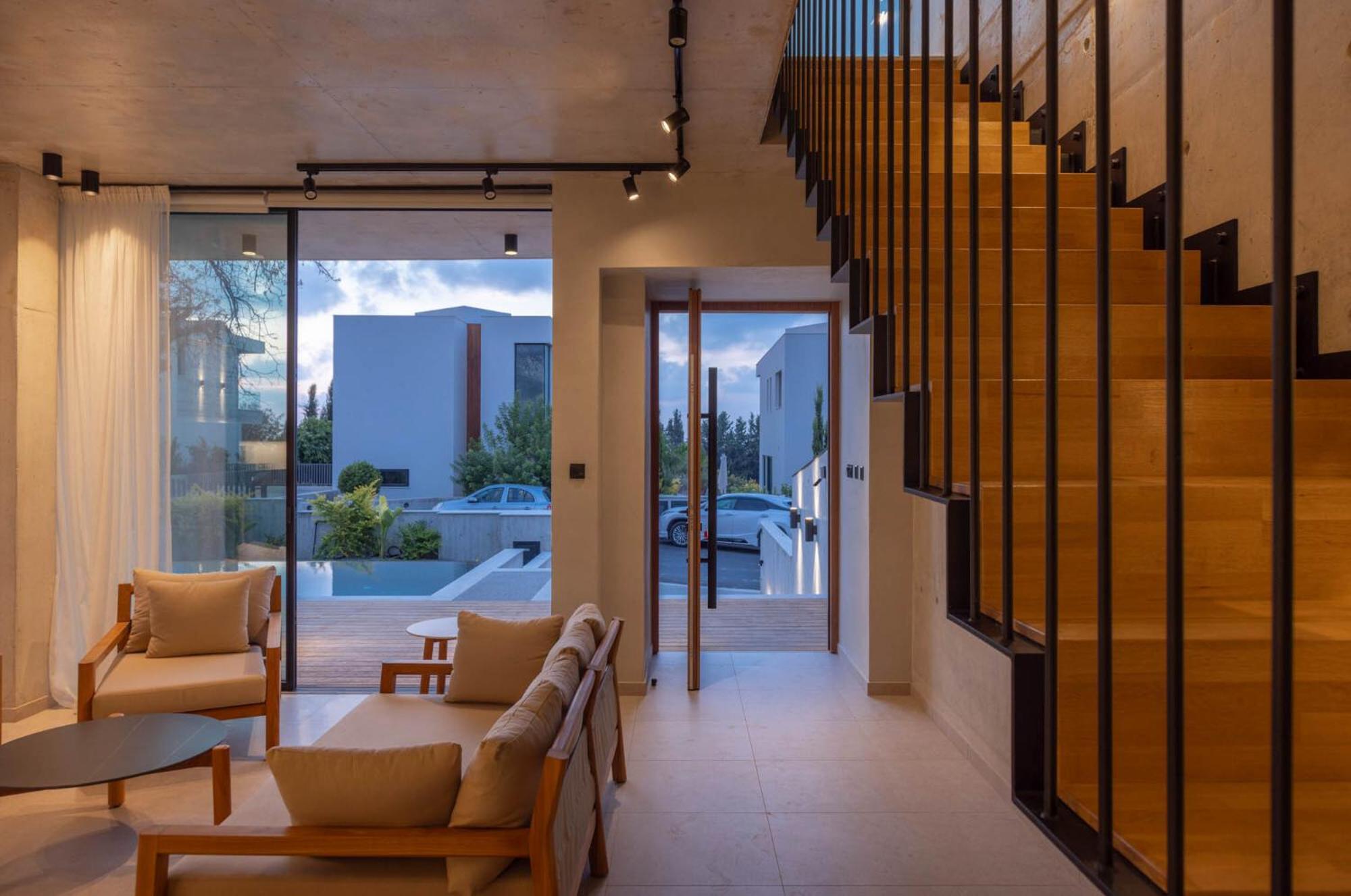 Greenvale Park Villas By Coastalbliss Klorakas Exterior photo