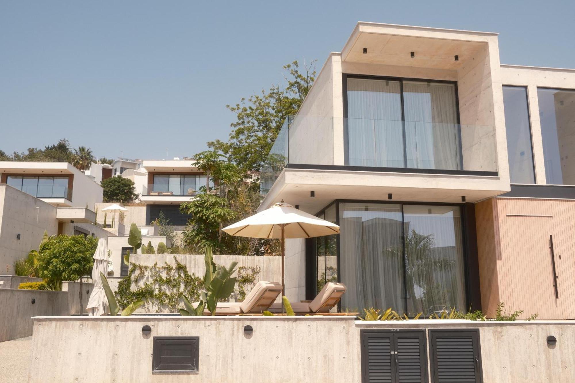Greenvale Park Villas By Coastalbliss Klorakas Exterior photo